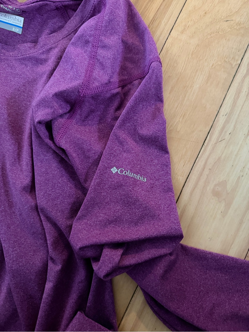 Columbia Tank and Long Sleeve Bundle - Picture 8 of 8